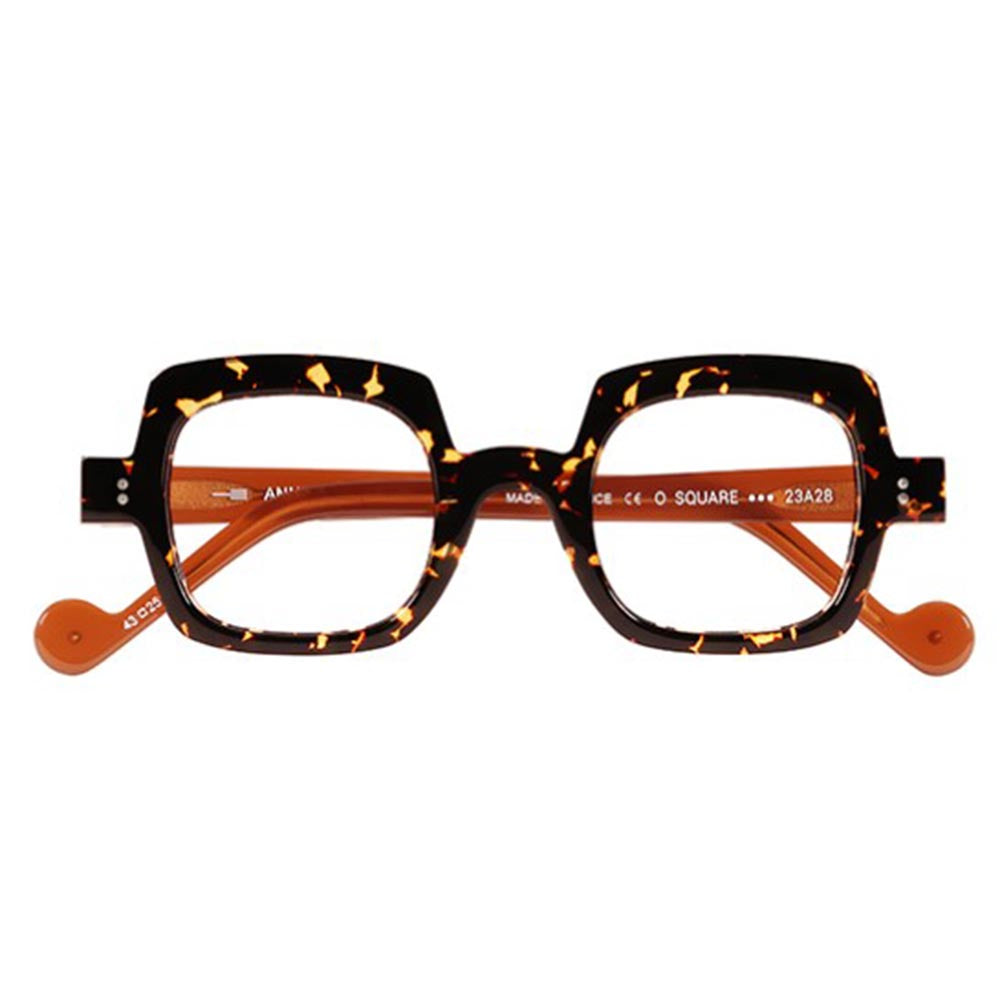 Anne et Valentin O Square