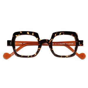 Anne et Valentin O Square
