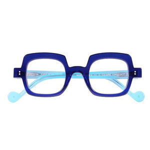 Anne et Valentin O Square